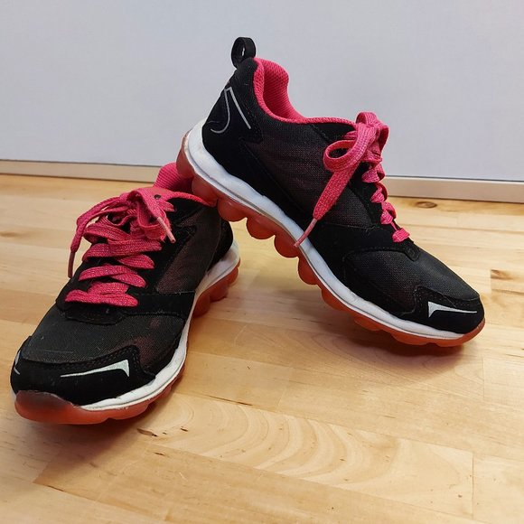 Skechers Skech-Air Relaxed Fit Bubble Sole Sneaker - Picture 3 of 7